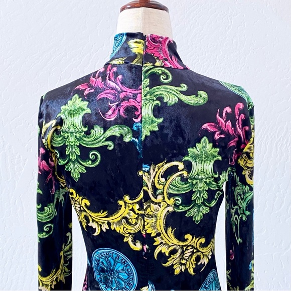 VERSACE 🇮🇹 Jeans Couture Velour Top - Picture 4 of 14